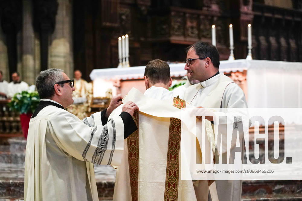 IPA89253374 - MILAN, October 3, 2026 - Ordination ceremony for temporary deacons held in Milan Cathedral by Archbishop Mario Delpini.