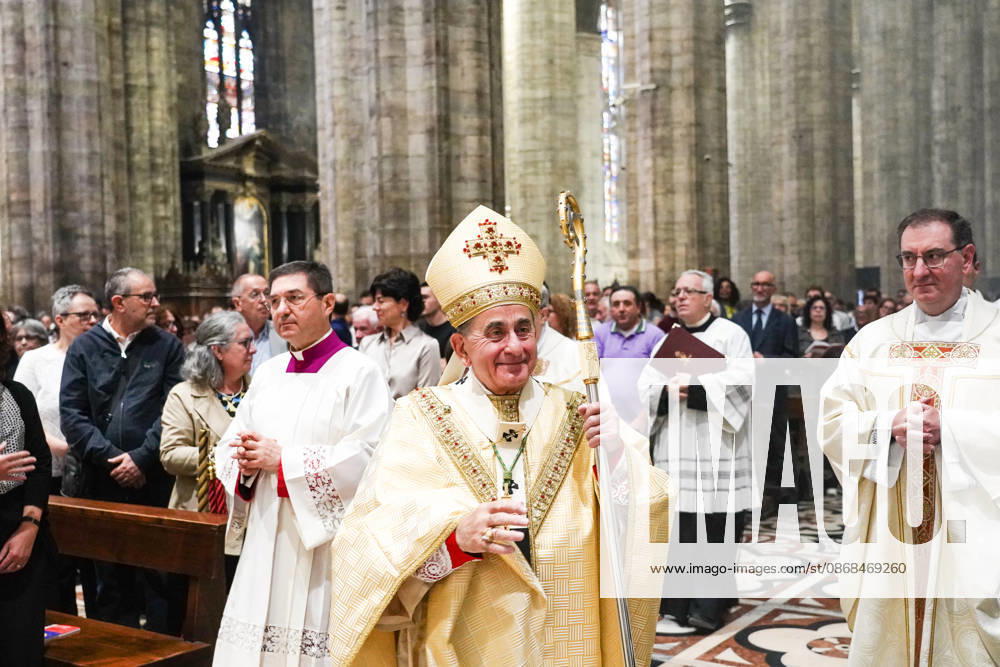 IPA89253271 - MILAN, October 3, 2026 - Ordination ceremony for temporary deacons held in Milan Cathedral by Archbishop Mario Delpini.