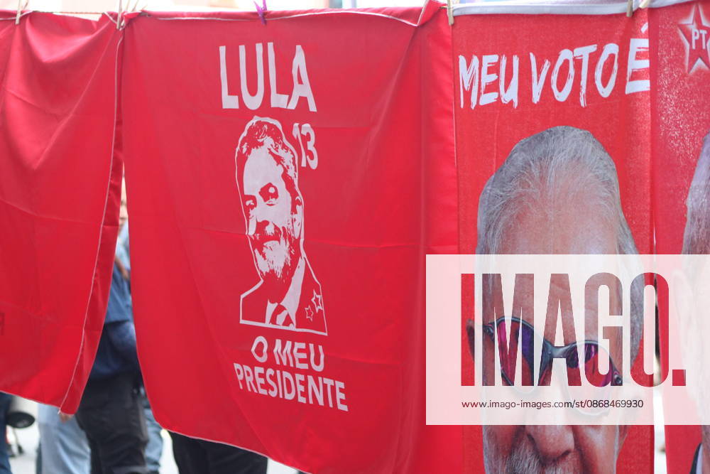 SaO PAULO, SP - 03.10.2026: CAMINHADA REuNE LULA E HADDAD EM SP - President and candidate for re-election Luiz Inacio Lula da Silva participates this Saturday (3), alongside Fernando Haddad, in a campaign walk on Avenida Paulista, in Sao Paulo. The gathering takes place at 10 am, at the corner with Alameda Ministro Rocha Azevedo, with a route along Paulista and Rua Augusta to Praca Roosevelt. The event takes place on the eve of the first round of elections. x3024070x Angà licaxAlves