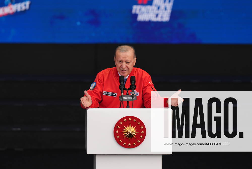 TEKNOFEST Southeast in Turkiye s Sanliurfa SANLIURFA, TURKIYE - OCTOBER 03: Turkish President Recep Tayyip Erdogan delivers a speech during TEKNOFEST Southeast, world s largest aviation, space, and technology festival at the Sanliurfa GAP Airport for its 15th edition in Sanliurfa, Turkiye on October 03, 2026. Bunyamin Celik Anadolu Sanliurfa Turkey. Editorial use only. Please get in touch for any other usage.
