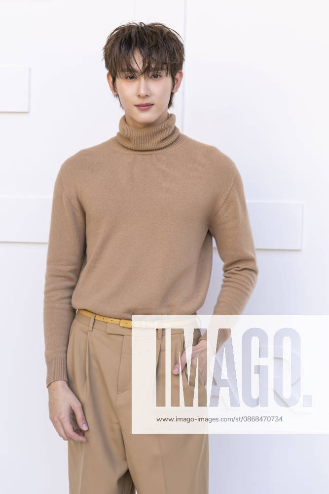 Kasidet Plookphol, also known as Book, at the photocall for the Céline Spring Summer 2027 Women’s Ready-to-Wear collection during Paris Fashion Week (PFW) at the National Archives Museum in Paris, France, on October 3, 2026. Olivier Borde, Bestimage. Photocall at the Céline fashion show as part of Paris RTW Spring Summer 2027 Fashion Week, held at the National Archives Museum on October 3, 2026, in Paris, France. Paris, France