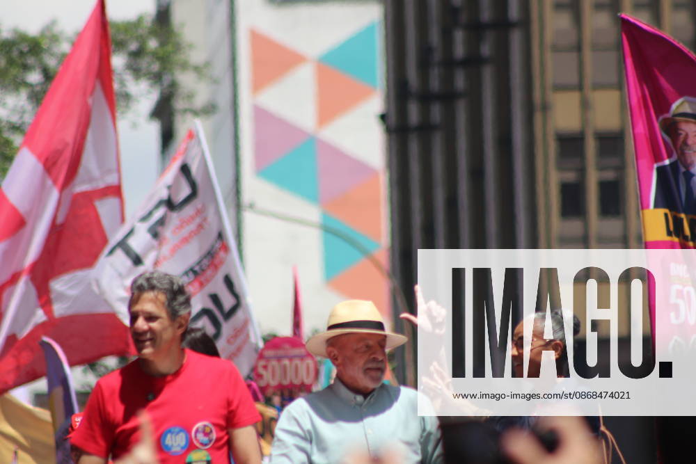 SaO PAULO, SP - 03.10.2026: CAMINHADA REuNE LULA E HADDAD EM SP - President and candidate for re-election Luiz Inacio Lula da Silva participates this Saturday (3), alongside Fernando Haddad, Simone Tenet and Marina Silva in a campaign walk on Avenida Paulista, in Sao Paulo. x3024127x Angà licaxAlves
