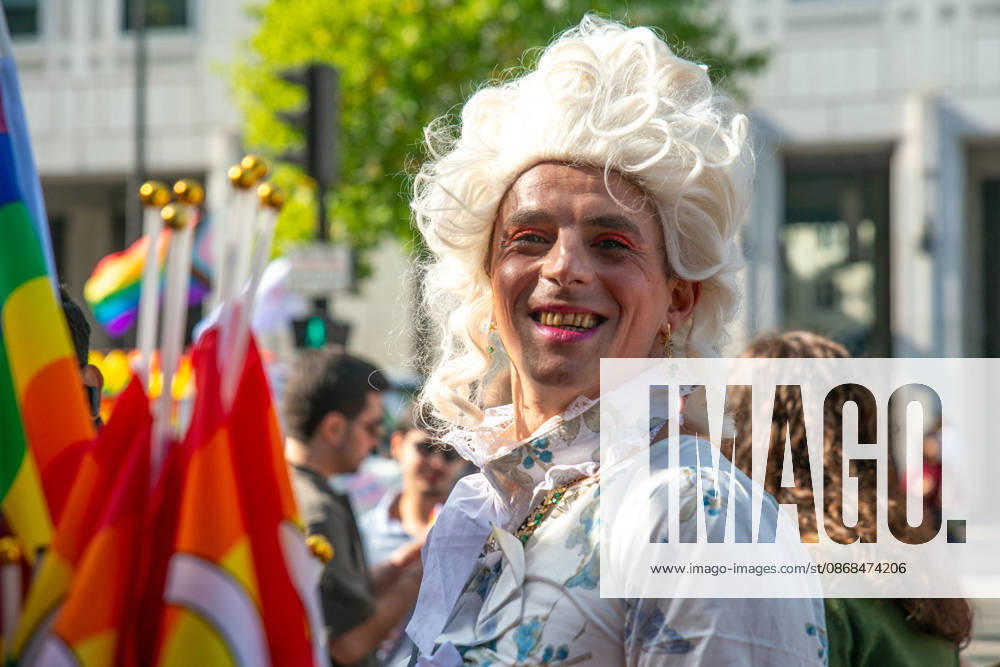 Thousands March During Pride Parade - Paris Thousands of people march from Place d Italie to Bastille during the Pride Parade to defend the rights of LGBTQ+ individuals in Paris, France on October 3, 2026. Photo by Denis Prezat ABACAPRESS.COM Paris France