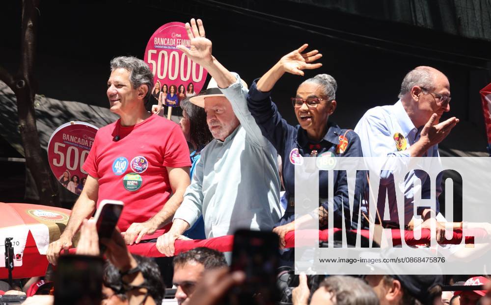 Lula takes a walk along Paulista Avenue and continues along Augusta Street. Sao Paulo (SP), October 3, 2026 2026 Elections Lula President and candidate for re-election Luiz Inacio Lula da Silva (PT) participates in a walk on Paulista Avenue, in Sao Paulo, in the last campaign event before the first round of elections. The mobilization continues along Augusta Street towards Roosevelt Square. Lula is accompanied by allies, including Fernando Haddad, Geraldo Alckmin, Marina Silva, and Simone Tebet.(Foto: Leco Viana Thenews2 imago images) Lula takes a walk along Paulista Avenue and continues along Augusta Street.
