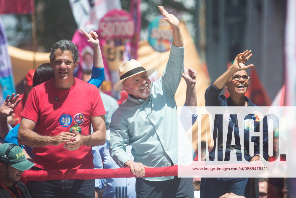 SaO PAULO, SP - 03.10.2026: CAMINHADA REuNE LULA E HADDAD EM SP - President and candidate for re-election Luiz Inacio Lula da Silva participates this Saturday (3), with Fernando Haddad, Simone Tebet and Marina Silva in a campaign walk on Avenida Paulista, in Sao Paulo. In the photo, Luiz Inacio Lula da Silva. x3024138x VincentxBosson