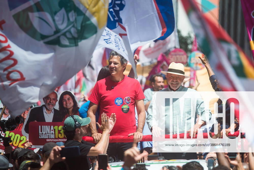 SaO PAULO, SP - 03.10.2026: CAMINHADA REuNE LULA E HADDAD EM SP - President and candidate for re-election Luiz Inacio Lula da Silva participates this Saturday (3), with Fernando Haddad, Simone Tebet and Marina Silva in a campaign walk on Avenida Paulista, in Sao Paulo. In the photo, Luiz Inacio Lula da Silva. x3024158x VincentxBosson