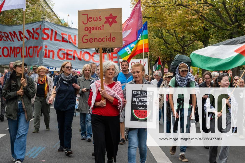 Palestinian and Pro-Palestinian Bloc at Berlin Peace Demonstration BERLIN, GERMANY OCTOBER 3, 2026: Thousands of people took part in a peace demonstration in central Berlin on German Unity Day. A coalition of peace initiatives, trade unions, and political and civil-society groups organized the protest. The demonstrators focused on military rearmament, the possible reintroduction of conscription, and Germanys military policy. The march began at the Brandenburg Gate and continued through the government district before concluding with a rally. The demonstration brought together participants expressing opposition to Germanys current and proposed military policies on a national public holiday. Berlin Germany