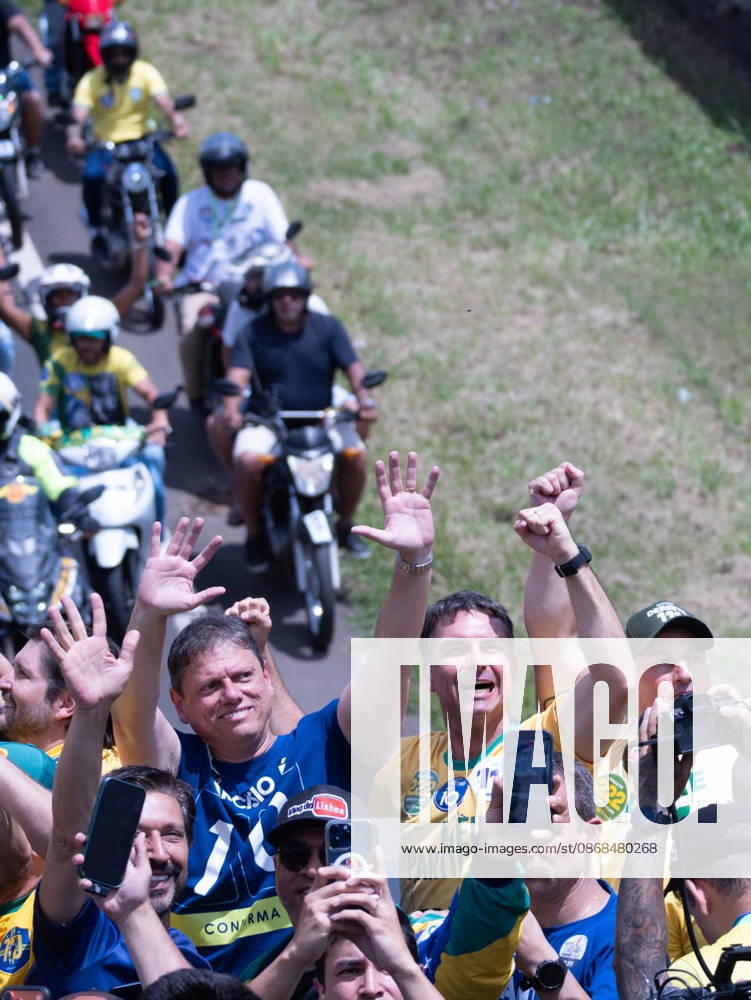 Flavio Bolsonaro and Tarcisio de Freitas attend campaign motorcycle rally in Sao Paulo Flavio Bolsonaro, candidate for President of Brazil, and Sao Paulo Governor Tarcisio de Freitas, candidate for reelection, participate in a campaign motorcycle rally between Santa Barbara d Oeste and Americana, Sao Paulo state, Brazil, on October 3, 2026, on the final day of campaigning for the first round of the 2026 Brazilian elections. The event was also attended by Senate candidates Andre do Prado and Guilherme Derrite.