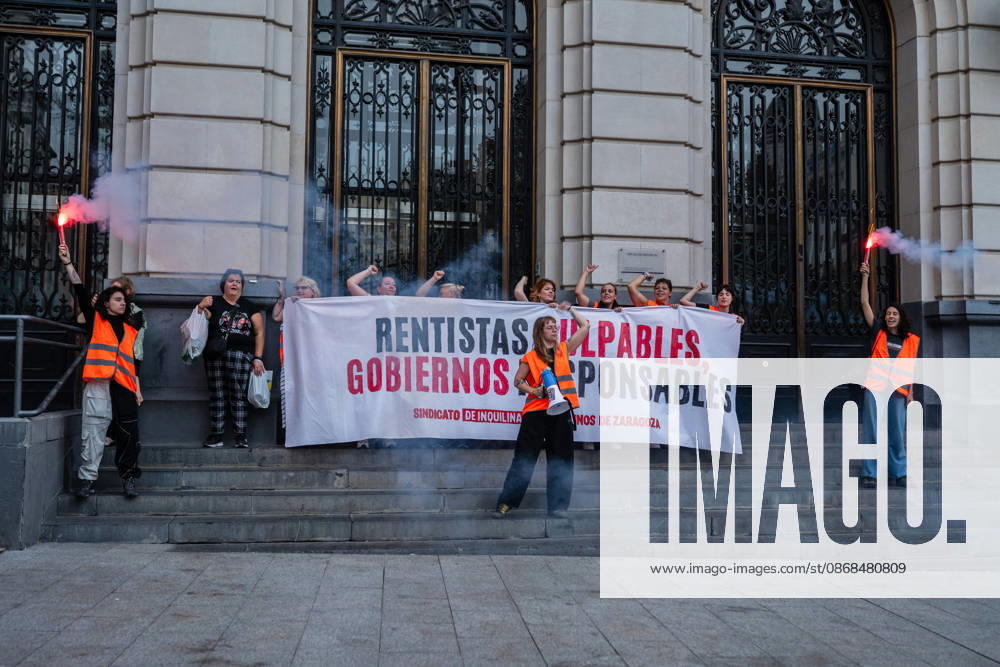 People take part in a demonstration in Zaragoza, Spain, on October 3, 2026, calling for access to affordable housing and defending the right to decent housing. The march, organized by the Zaragoza Tenants Union, began at Santo Domingo Square and moved through the city center before ending at Pilar Square. Demonstrators carried banners and placards and chanted slogans about housing affordability, rents and evictions Zaragoza Spain