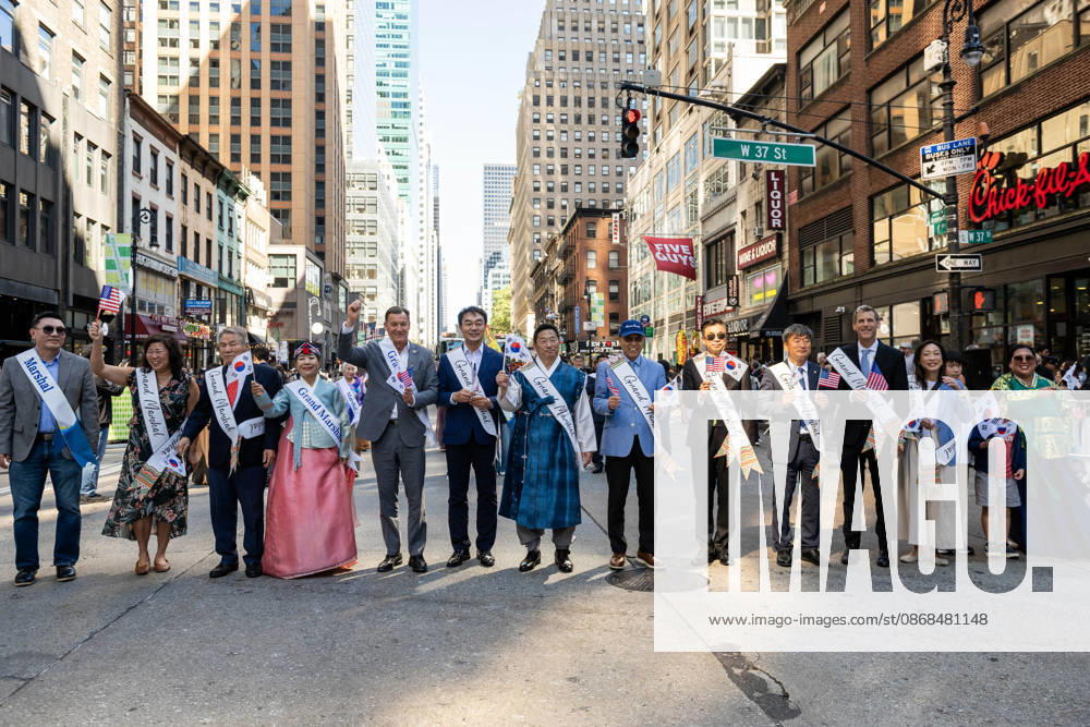 Grand Marshals for the 2026 NYC Korean Parade, including member of the U.S. House of Representatives from New York s 3rd district, TOM SUOZZI pose for a photo immeidately preceding the start of the parade. New York USA - ZUMAh214 20261003_znp_h214_007