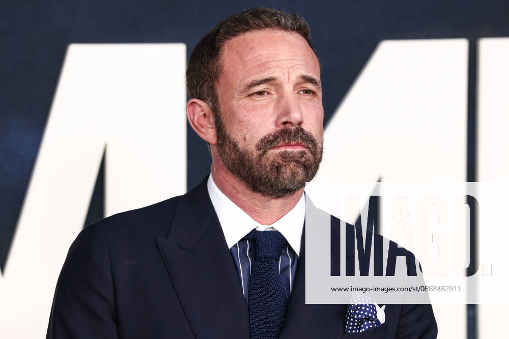World Premiere Of Netflix s Animals WESTWOOD, LOS ANGELES, CALIFORNIA, USA - OCTOBER 01: Ben Affleck arrives at the World Premiere Of Netflix s Animals held at Westwood Village Theater on October 1, 2026 in Westwood, Los Angeles, California, United States. (Photo by Xavier Collin Image Press Agency)