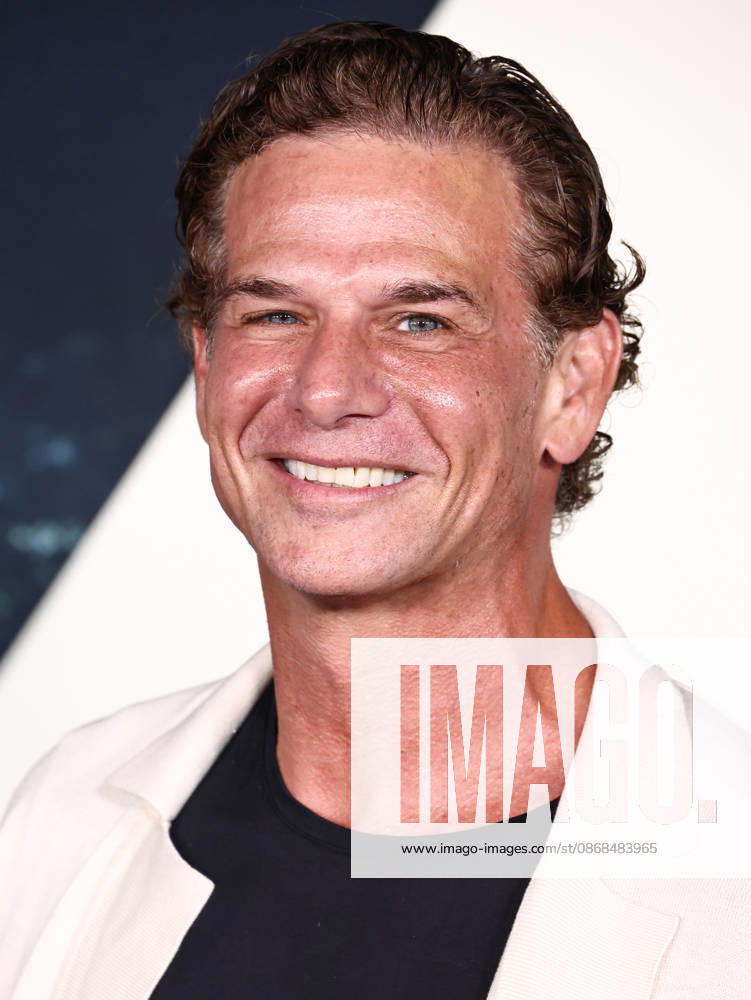 World Premiere Of Netflix s Animals WESTWOOD, LOS ANGELES, CALIFORNIA, USA - OCTOBER 01: Mark Kassen arrives at the World Premiere Of Netflix s Animals held at Westwood Village Theater on October 1, 2026 in Westwood, Los Angeles, California, United States. (Photo by Xavier Collin Image Press Agency)