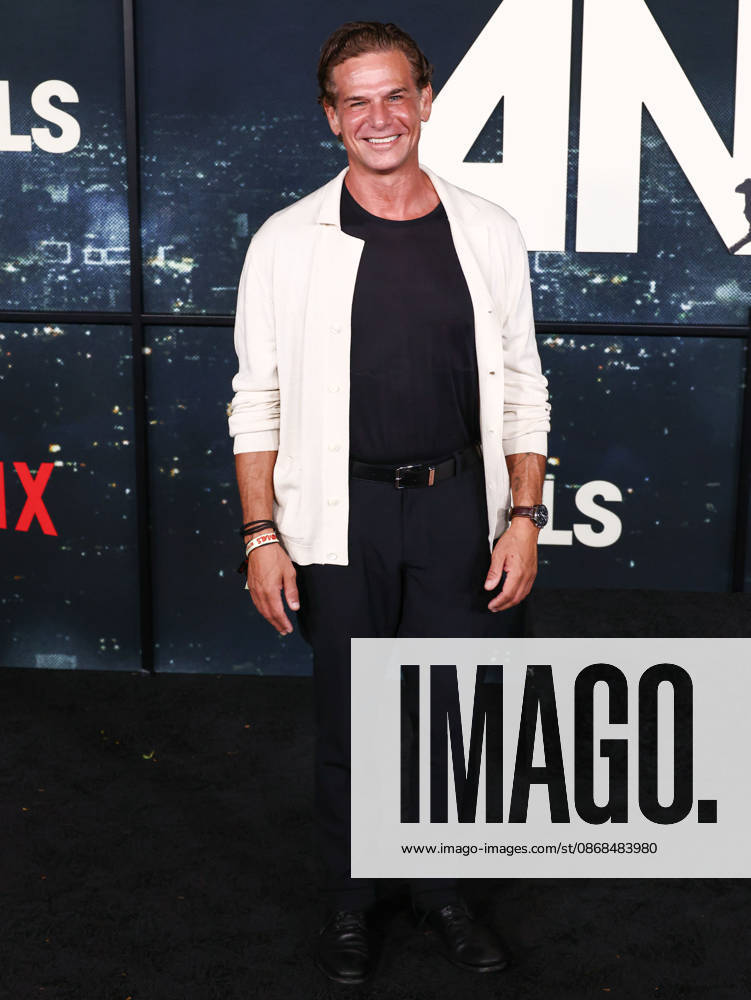 World Premiere Of Netflix s Animals WESTWOOD, LOS ANGELES, CALIFORNIA, USA - OCTOBER 01: Mark Kassen arrives at the World Premiere Of Netflix s Animals held at Westwood Village Theater on October 1, 2026 in Westwood, Los Angeles, California, United States. (Photo by Xavier Collin Image Press Agency)