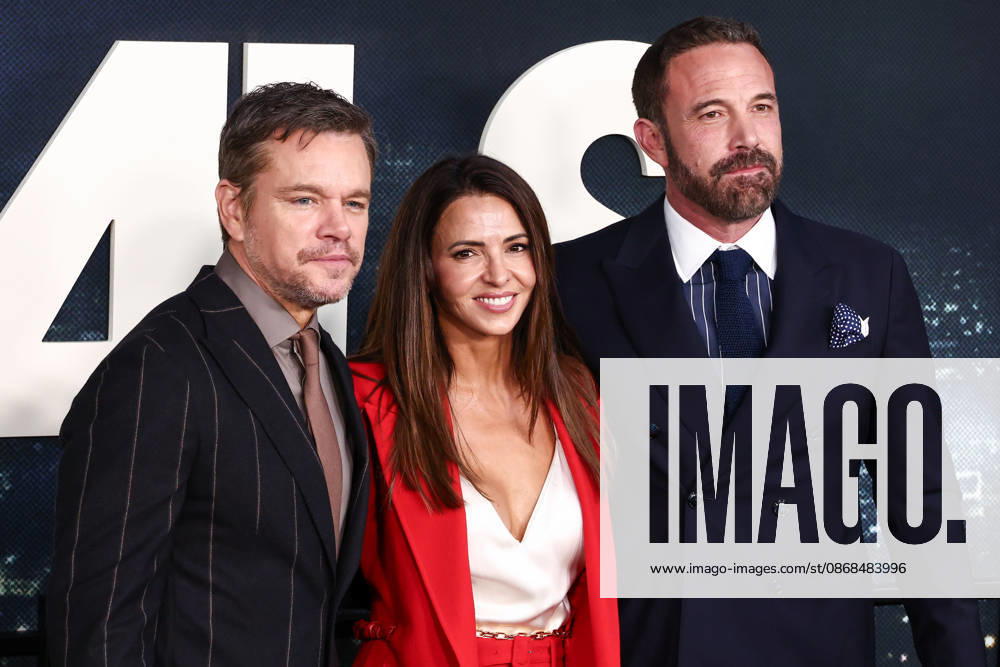 World Premiere Of Netflix s Animals WESTWOOD, LOS ANGELES, CALIFORNIA, USA - OCTOBER 01: Matt Damon, Luciana Barroso and Ben Affleck arrive at the World Premiere Of Netflix s Animals held at Westwood Village Theater on October 1, 2026 in Westwood, Los Angeles, California, United States. (Photo by Xavier Collin Image Press Agency)
