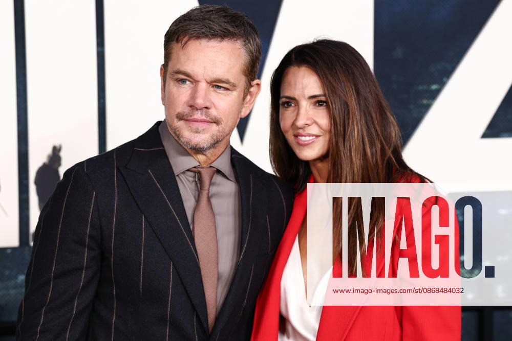 World Premiere Of Netflix s Animals WESTWOOD, LOS ANGELES, CALIFORNIA, USA - OCTOBER 01: Matt Damon and wife Luciana Barroso arrive at the World Premiere Of Netflix s Animals held at Westwood Village Theater on October 1, 2026 in Westwood, Los Angeles, California, United States. (Photo by Xavier Collin Image Press Agency)