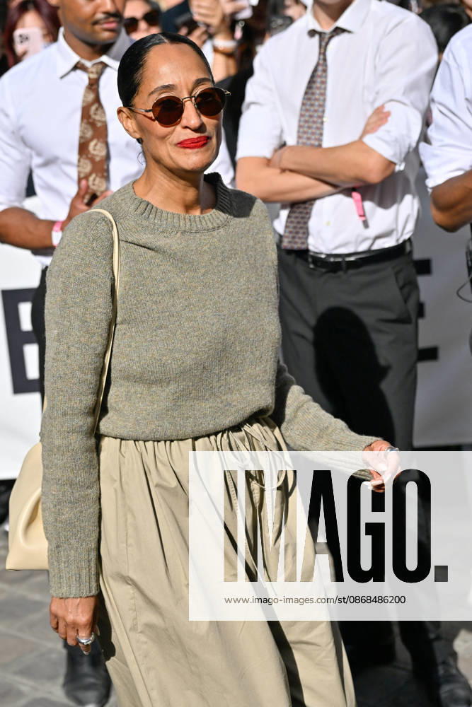 PFW Celine Outside Arrivals Tracee Ellis Ross arriving at the Celine show during Paris Fashion Week, in Paris, France on 3 October 2026. Photo by Julien Reynaud APS-Medias ABACAPRESS.COM Paris France