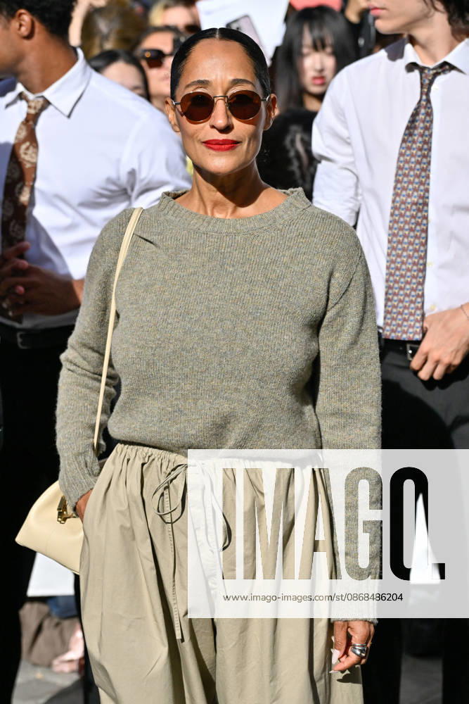 PFW Celine Outside Arrivals Tracee Ellis Ross arriving at the Celine show during Paris Fashion Week, in Paris, France on 3 October 2026. Photo by Julien Reynaud APS-Medias ABACAPRESS.COM Paris France