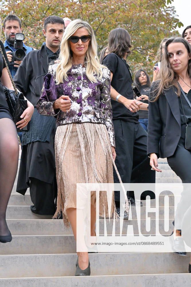 PFW Elie Saab Outside Arrivals Nicky Hilton arriving at the Elie Saab show during Paris Fashion Week, in Paris, France on 3 October 2026. Photo by Julien Reynaud APS-Medias ABACAPRESS.COM Paris France