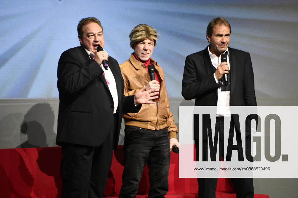 Oliver Kalkofe, Dietmar Wunder und Peter Rütten bei der Weltpremiere der ersten Folge der neuen SchleFaZ-Staffel auf Großbildleinwand Geisterjäger John Sinclair - Die Dämonenhochzeit im Ernst-Reuter-Saal. Berlin