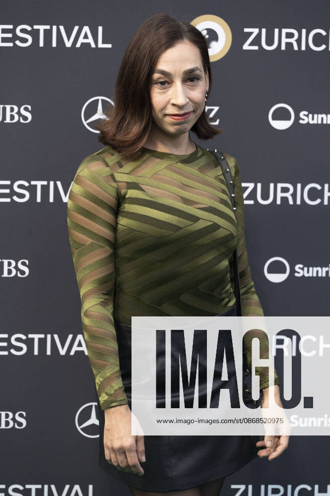 Carol Schuler bei der Premiere des Kinofilms De Rägebogefisch auf dem 22. Zurich Film Festival im Corso. Zürich