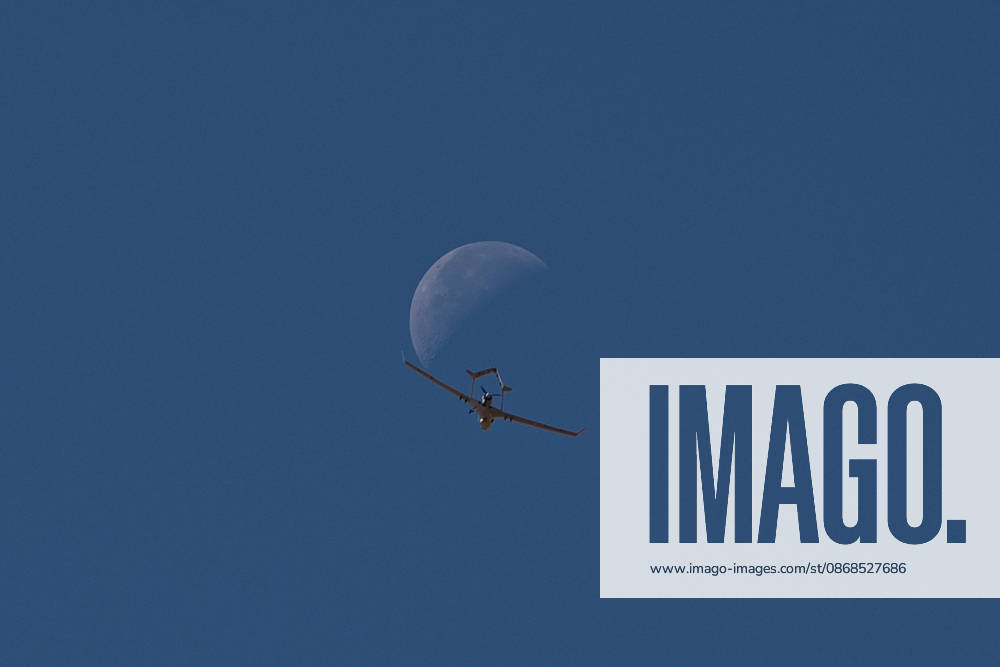 TEKNOFEST Southeast in Turkiye s Sanliurfa SANLIURFA, TURKIYE - OCTOBER 04: A Bayraktar TB2 unmanned aerial vehicle (UAV), developed by Baykar, performs a demonstration flight in the sky with the moon visible in the background during TEKNOFEST Southeast, world s largest aviation, space, and technology festival in Sanliurfa, Turkiye on October 4, 2026. Arman Önal Anadolu Sanliurfa Turkey. Editorial use only. Please get in touch for any other usage.