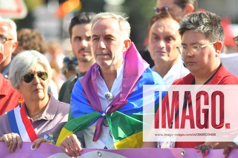 Politics At Paris Pride March - France Emmanuel Gregoire, Mayor of Paris, attends the Pride Parade to defend the rights of LGBTQ individuals, marching from Place d Italie to Bastille in Paris, France on October 3, 2026 Photo Ait Adjedjou Karim ABACAPRESS.COM Paris France