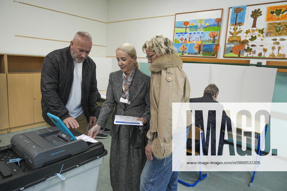 Bakir Izetbegovic casts his vote in Sarajevo SARAJEVO, BOSNIA AND HERZEGOVINA - OCTOBER 4: Bakir Izetbegovic (R), President of the Party of Democratic Action (SDA) and a candidate for the Presidency of Bosnia and Herzegovina, casts his vote accompanied by his wife, Sebija Izetbegovic (2nd L), at the polling station located at Nafija Sarajlic Elementary School in Sarajevo, Bosnia and Herzegovina, on October 4, 2026. Samir Jordamovic Anadolu Sarajevo Bosnia and Herzegovina. Editorial use only. Please get in touch for any other usage.