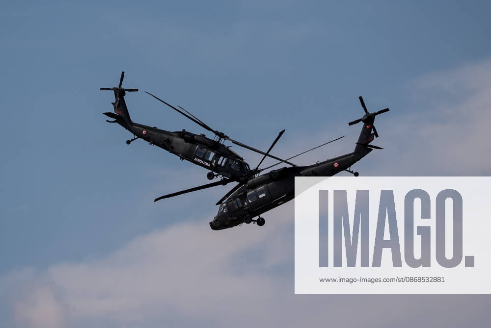 TEKNOFEST Southeast in Turkiye s Sanliurfa SANLIURFA, TURKIYE - OCTOBER 04: The Turkish Gendarmerie s Steel Wings perform a demonstration flight during the Aviation, Space and Technology Festival (TEKNOFEST) at Sanliurfa GAP Airport in Sanliurfa, Turkiye, on October 04, 2026. The festival is organized by the Turkish Ministry of Industry and Technology and the Turkiye Technology Team (T3) Foundation, with Anadolu serving as its Global Communication Partner. Arman Onal Anadolu Sanliurfa Turkey. Editorial use only. Please get in touch for any other usage.