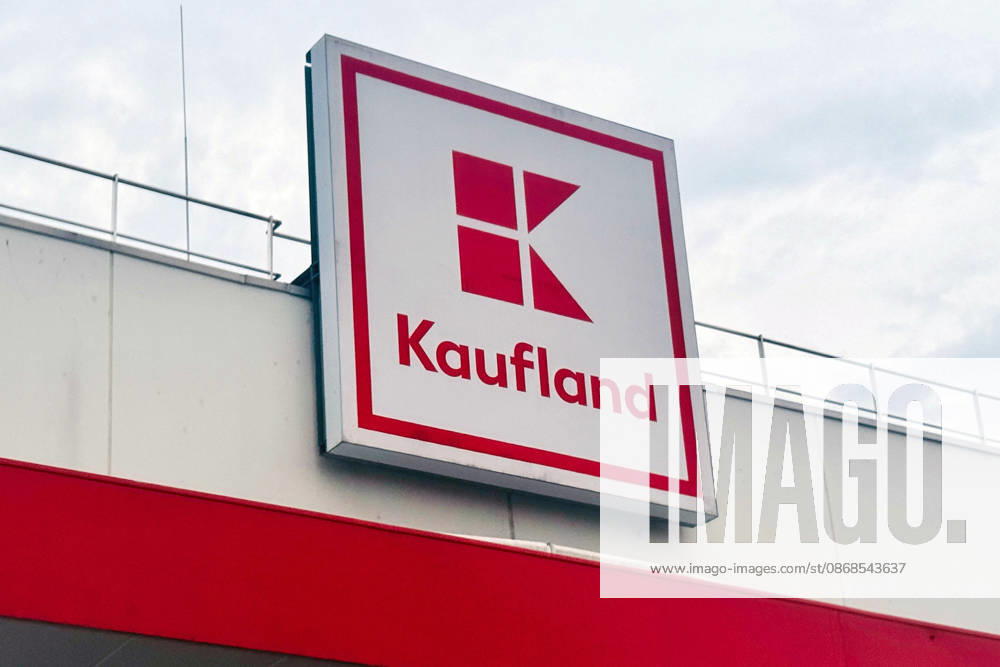 Wirtschaft , emwir , v.l. Kaufland Logo Supermarkt Discounter Symbolfoto, Symbolbild Ettlingen