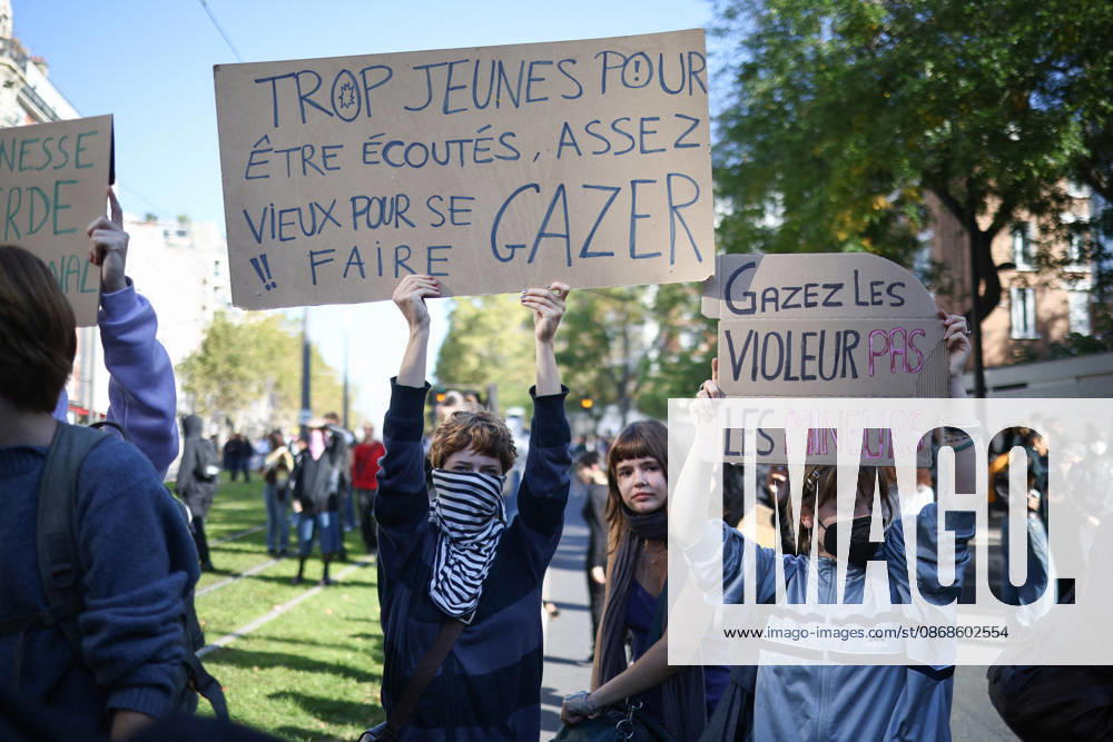 Clashes With Police During Student Protest - Paris Clashes between protesters and police during the student demonstration between the Lycee Paul Valéry and the Lycée Elisa Lemonnier in the 12th arrondissement of Paris, France on October 5, 2026. Students continue their protest to demand the hiring of substitute teachers, increased resources, and decent learning conditions. Photo by Raphael Lafargue ABACAPRESS.COM Paris France