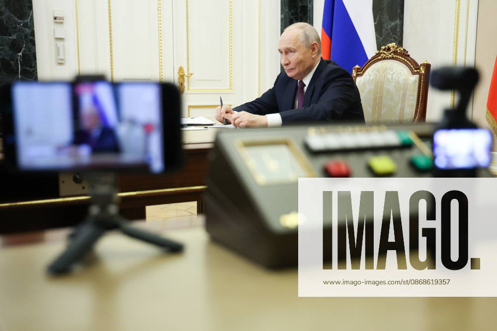 RUSSIA, MOSCOW - OCTOBER 5, 2026: Russian President Vladimir Putin attends via a video link the opening of the Point of Future Education Complex in Yakutsk Moscow Russia - ZUMAt113 20261005_zaa_t113_151