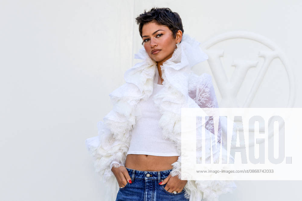 Zendaya at the photocall for the Louis Vuitton Spring Summer 2027 Women’s Ready-to-Wear show during Paris Fashion Week (PFW) at the Cité internationale universitaire de Paris, France, on October 6, 2026. Olivier Borde, Bestimage. Photocall at the Louis Vuitton Women’s Ready-to-Wear Spring Summer 2027 show as part of Paris Fashion Week on October 6, 2026, in Paris, France. Paris, France