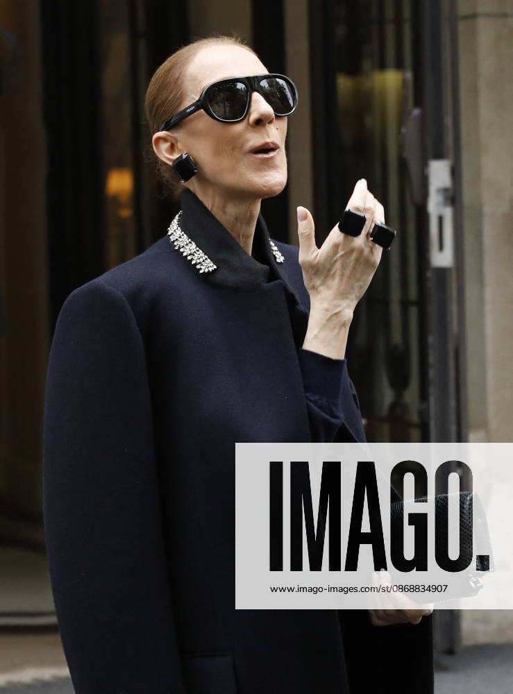 Céline Dion greets her fans in the rain as she leaves the Royal Monceau Hotel in Paris, before heading to the La Plénitude Arena in Paris La Défense to continue her concert series, October 7, 2026 Marc Ausset Lacroix Bestimage Celine Dion greets fans in the rain as she leaves the Royal Monceau Hotel in Paris, before heading to the La Plénitude Arena at Paris La Défense to continue her concert series on October 7, 2026 Paris France