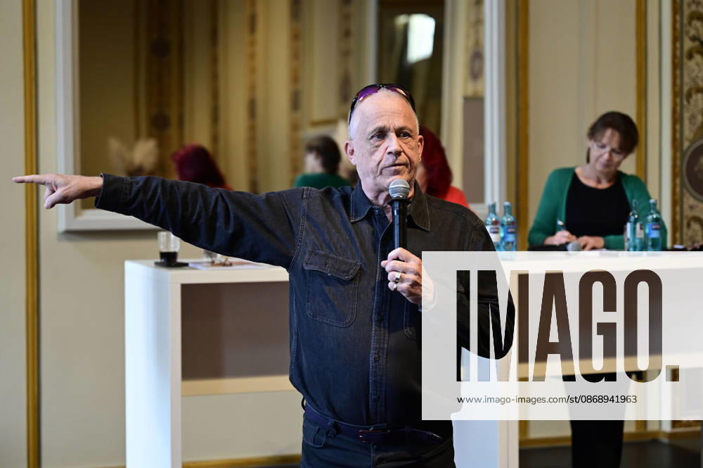 Stefan Hippler beim Pressegespräch und Präsentation des 16. HOPE-Award zur 18. Hope Gala 2026 im Schauspielhaus Dresden. Dresden