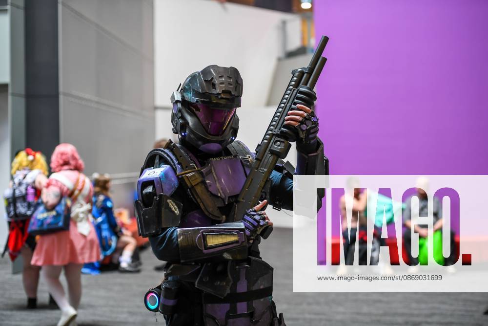 MELBOURNE, AUSTRALIA, OCTOBER 9, 2026: Gaming enthusiasts and cosplay participants attend the opening day of PAX Aus 2026 at the Melbourne Convention and Exhibition Centre. The three-day convention, running from October 9 to 11, brings together gamers, developers, publishers and fans for video game demonstrations, esports competitions, cosplay activities and exhibitions showcasing the latest developments in gaming and entertainment. Melbourne Australia - ZUMAq101 20261009_zna_q101_018