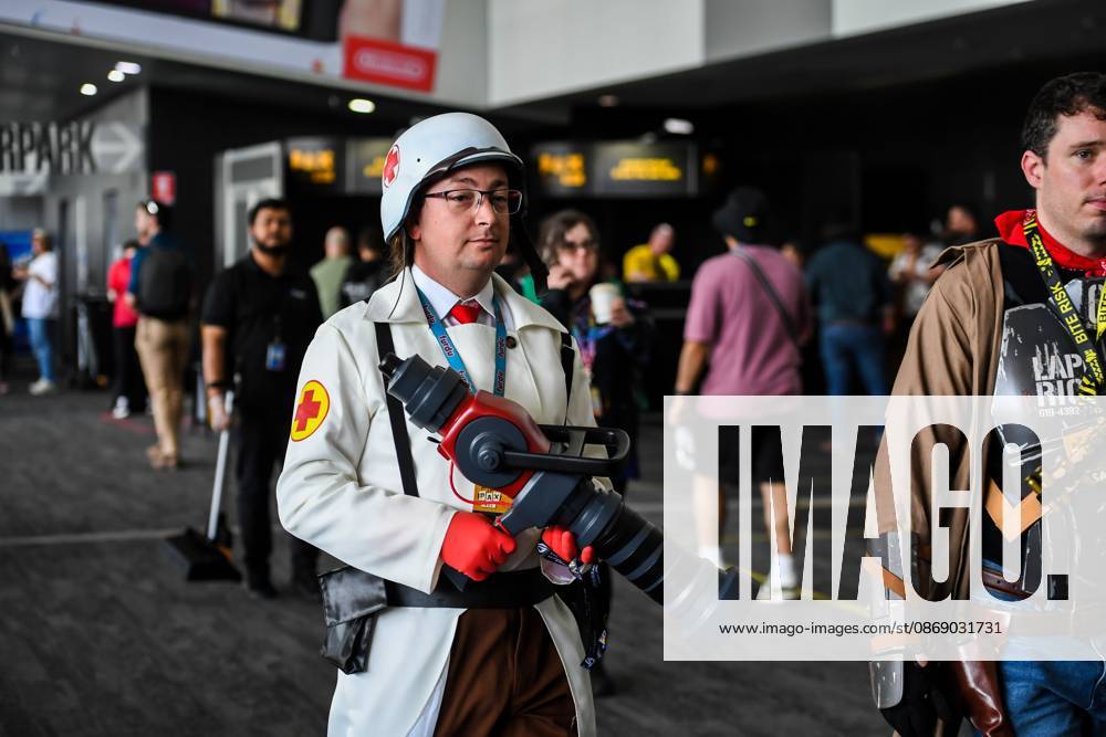 MELBOURNE, AUSTRALIA, OCTOBER 9, 2026: Gaming enthusiasts and cosplay participants attend the opening day of PAX Aus 2026 at the Melbourne Convention and Exhibition Centre. The three-day convention, running from October 9 to 11, brings together gamers, developers, publishers and fans for video game demonstrations, esports competitions, cosplay activities and exhibitions showcasing the latest developments in gaming and entertainment. Melbourne Australia - ZUMAq101 20261009_zna_q101_015