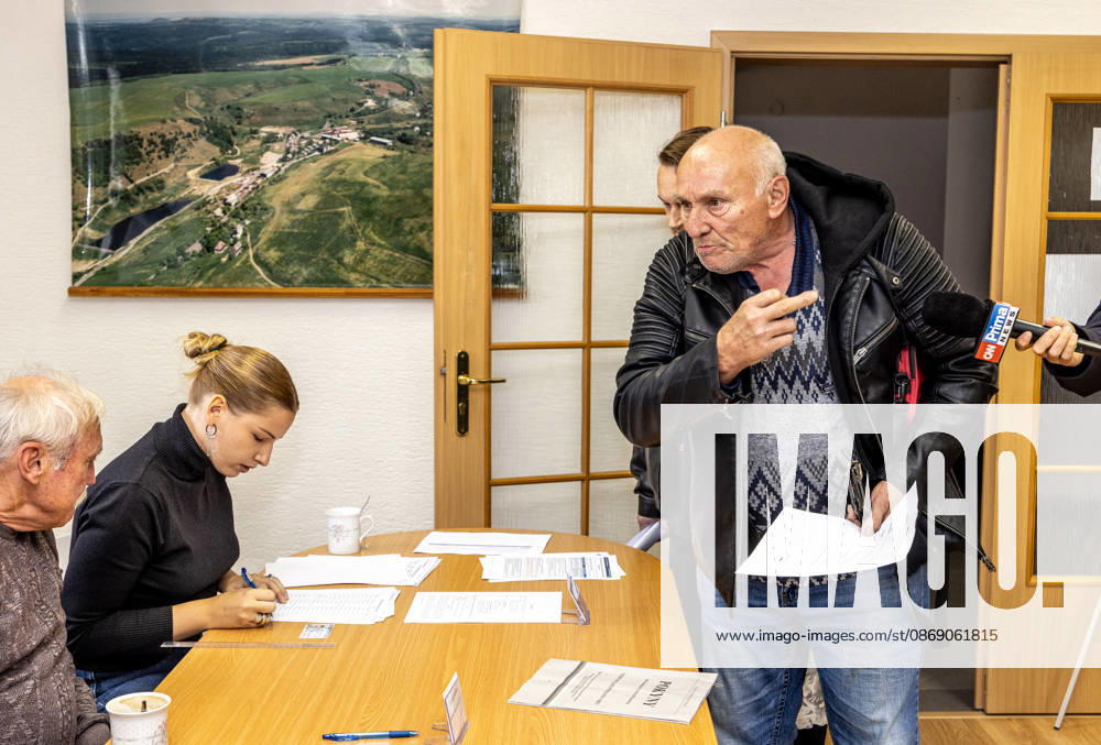 CORRECTION: The man in the photo is NOT Jaroslav Pok, the former mayor of Moldava.