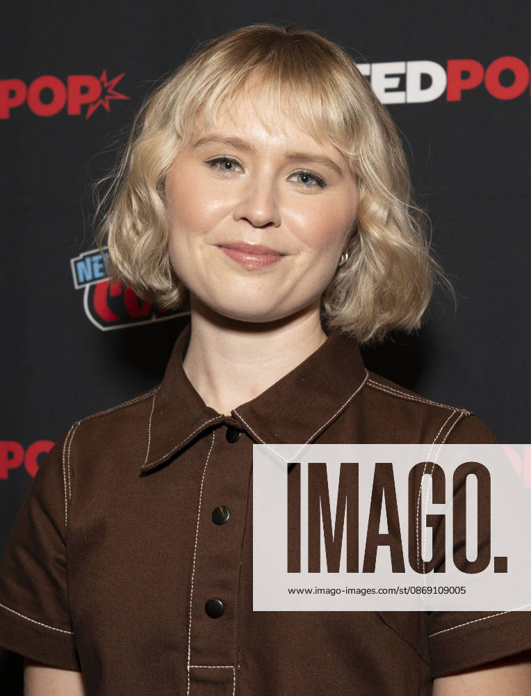 ELIZA SCANLEN attends the press room for Anne Riceâ€⠢s Mayfair Witches on AMC Plus during New York Comic Con at Jacob Javits Convention Center in New York. 9 October 2026 New York USA - ZUMAa265 20261009_zep_a265_022