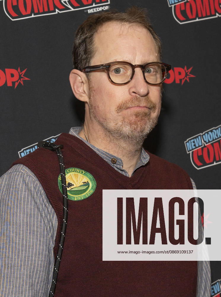 SCOTT M. GIMPLE attends the press room for The Walking Dead Daryl Dixon on AMC Plus during New York Comic Con at Jacob Javits Convention Center in New York. 9 October 2026 New York USA - ZUMAa265 20261009_zep_a265_069