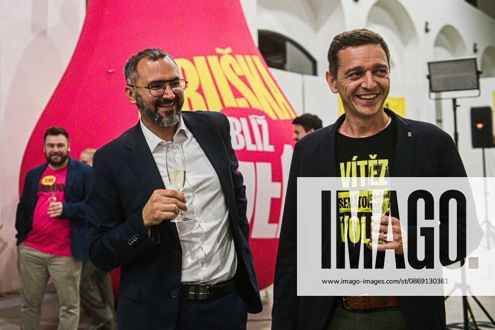 The two-day elections to municipal assemblies ended in the Czech Republic together with the first round of the elections to one-third of the Senate, at 2:00 p.m. on October 10, 2026. On the photo: the Brno KDU-CSL candidate for Mayor of Brno Jakub Hruska, left, and Jan Grolich, Governor of South Moravia Region and Chairman of the KDU-CSL, is celebrating his election as a Senator in the first round of the Senate elections, at KDU-CSL+STAN campaign headquarters in Brno. (CTKxPhoto PatrikxUhlir) CTKPhotoP2026101008985 CTKPhotoP2026101008985