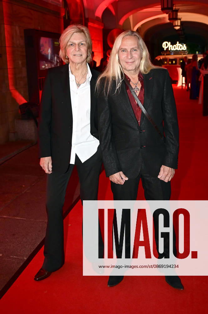 Ritchie Barton und Uwe Hassbecker bei der 18. Hope Gala 2026 im Schauspielhaus. Dresden