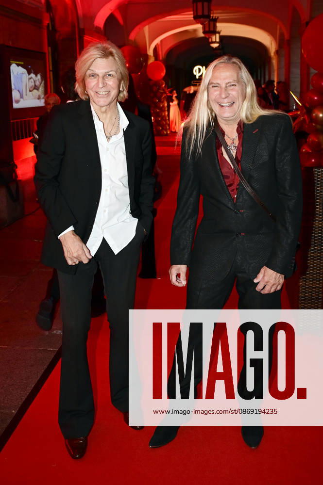 Ritchie Barton und Uwe Hassbecker bei der 18. Hope Gala 2026 im Schauspielhaus. Dresden