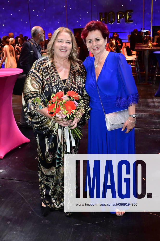 Kathy Kelly und Viola Klein bei der 18. Hope Gala 2026 im Schauspielhaus. Dresden