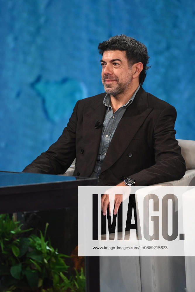 IPA89573956 - Milan, TV Show Che Tempo Che Fa - Nove. Pictured: Pierfrancesco Favino
