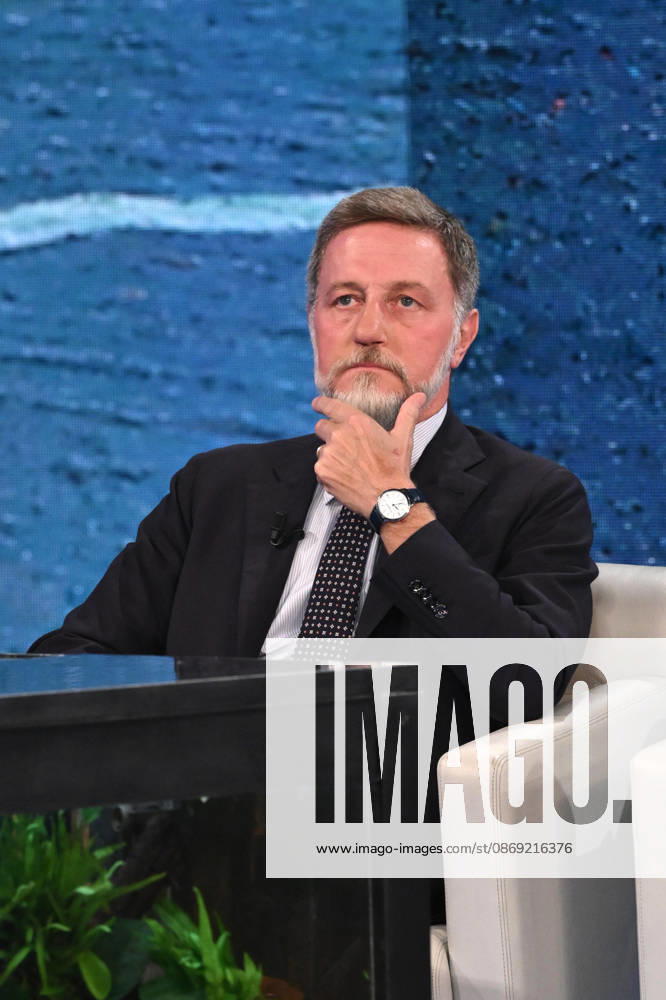 IPA89573869 - Milan, TV Show Che Tempo Che Fa - Nove. Pictured: Massimo Giannini
