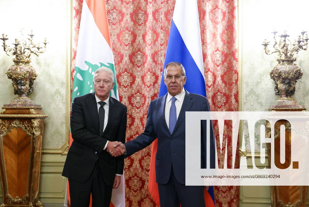 RUSSIA, MOSCOW - OCTOBER 12, 2026: Youssef Rajji (L), Lebanon s Minister of Foreign Affairs and Emigrants, and Sergei Lavrov, Russia s Foreign Minister, shake hands during a meeting at the Reception House of the Foreign Ministry Moscow Russia - ZUMAt113 20261012_zaa_t113_035