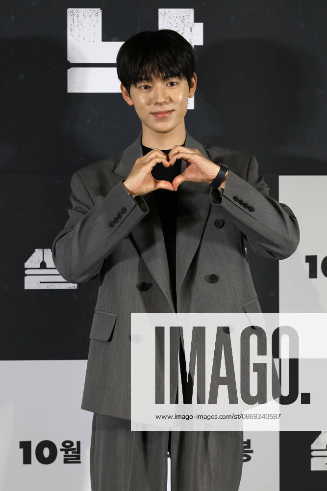 ˜Paradise Lost director, cast attend press conference in Seoul South Korean actor Bae Hyun-sung poses for photos during a media press conference for the movie Paradise Lost in Seoul, South Korea, on October 12, 2026. The psychological thriller film follows a mother who copes with loss through an AI version of her missing son, only to face confusion and tension when her real son mysteriously reappears after nine years. Seoul South Korea