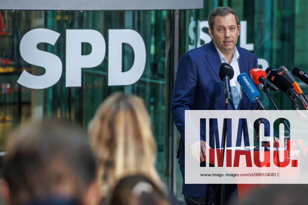 Pressestatement mit dem Parteivorsitzenden der SPD Lars Klingbeil Pressestatement mit dem Parteivorsitzenden der SPD Lars Klingbeil am 12.10.2026 in Berlin. Berlin Berlin Deutschland SPD-Parteizentrale (Willy-Brandt-Haus)