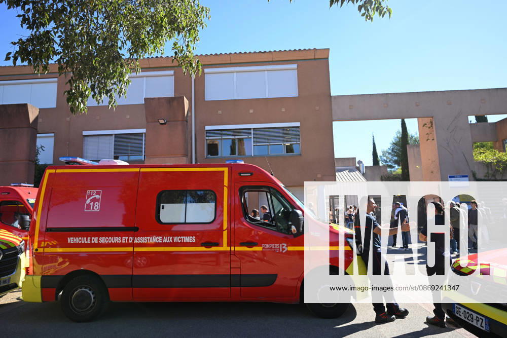NEWS : Le principal d un college et une professeure blessÃ s par balle par un tir de fusil de chasse Ã Aubagne NEWS : Le principal du college Lakanal Ã Aubagne et une professeure blessÃ s par balle par un tir de fusil de chasse, le 12 octobre 2026. AubagneFrance