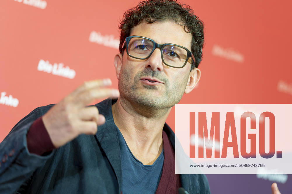 Luigi Pantisano EUR, Deutschland, Berlin, 12.10.2026: Pressekonferenz von Luigi Pantisano Vorsitzender der Partei Die Linke im Karl-Liebknecht-Haus zu aktuellen Themen.